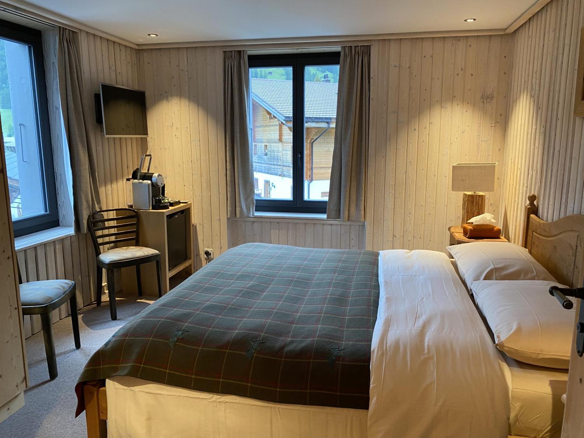 Hotel Sanetsch Gsteig Екстер'єр фото